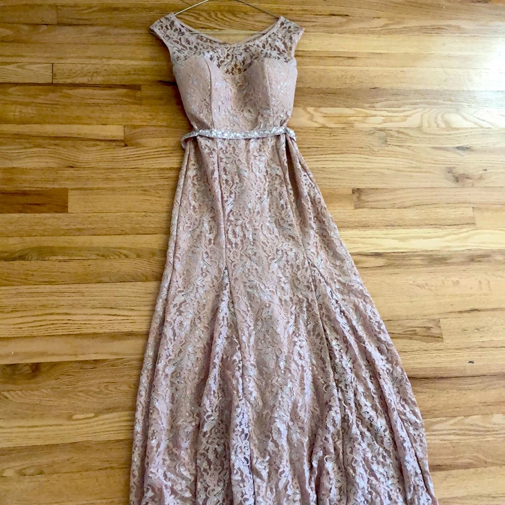 Full length prom dress, blush/light pink, Size 3, lace